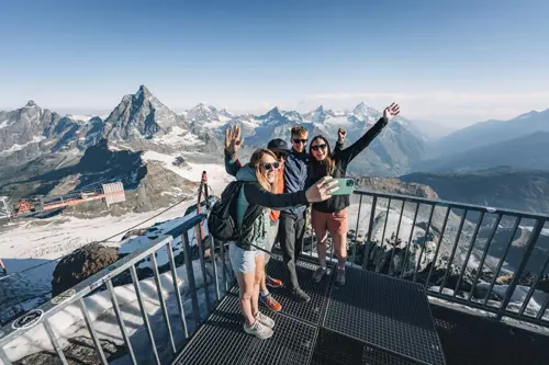 Matterhorn - Khám phá Zermatt & 1 trong những biểu tượng núi tuyết đẹp nhất Thụy Sĩ