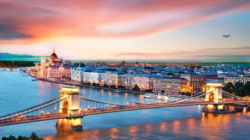 Kiến trúc Đông Âu: Gothic - Baroque -  Phục Hưng và linh hồn du lịch Châu Âu 2026 