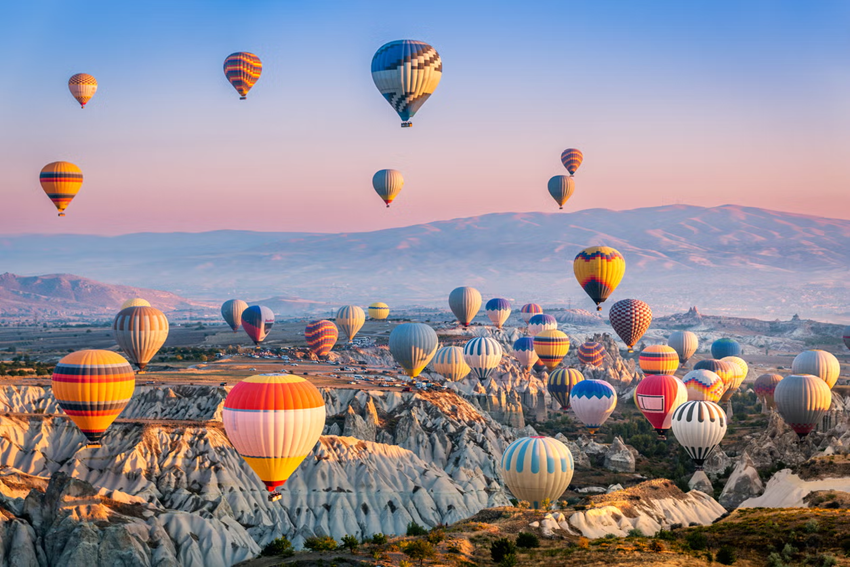 Tour Thổ Nhĩ Kỳ mùa xuân - Cappadocia tháng 4 đẹp nhất trong năm