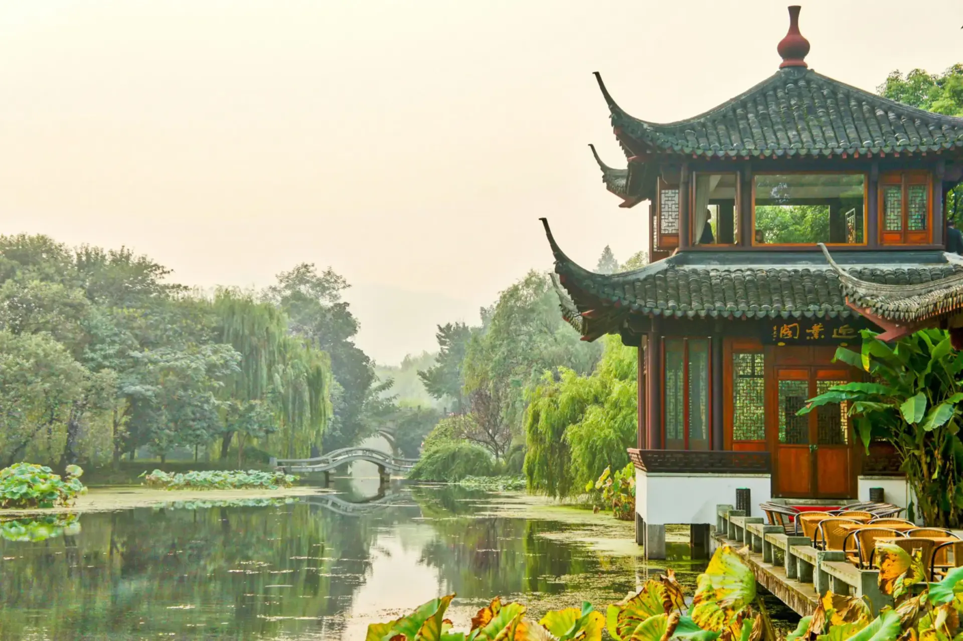 Nên ở lại Ô Trấn không? Kinh nghiệm du lịch trấn cổ Trung Quốc 2026 