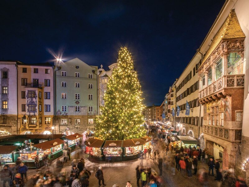 Chợ Giáng sinh Innsbruck – Sắc màu lễ hội giữa tuyết trắng nước Áo
