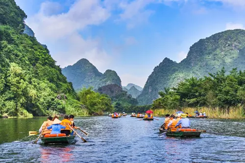 Xu Hướng Du Lịch Bền Vững 2025: Gợi Ý Những Điểm Đến Thân Thiện Với Môi Trường