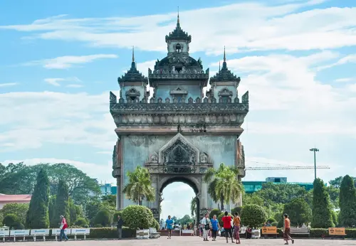 Du Lịch Lào Tự Túc Trong 5 Ngày: Gợi Ý Lịch Trình & Chi Phí Chi Tiết