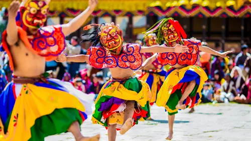 Top 5 Lễ Hội Đặc Sắc Ở Bhutan Du Khách Không Thể Bỏ Lỡ