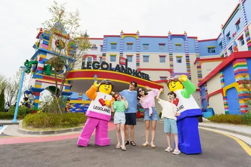 Legoland Thượng Hải – Thiên Đường Sống Ảo Hot Nhất 2025 Cho Team Mê Check-in