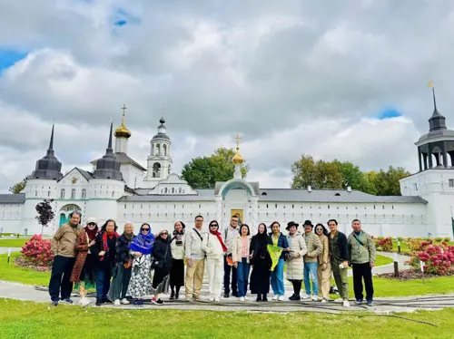 HÀNH TRÌNH KHÁM PHÁ DU LỊCH LIÊN BANG NGA