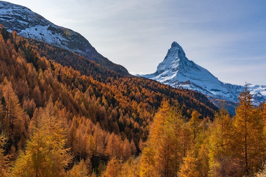 Zermatt mùa thu – Hành trình ngắm đỉnh Matterhorn trong nắng vàng lãng mạn