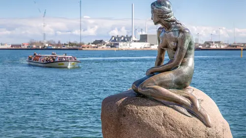 Tượng Little Mermaid Copenhagen – Biểu tượng lãng mạn thủ đô Đan Mạch
