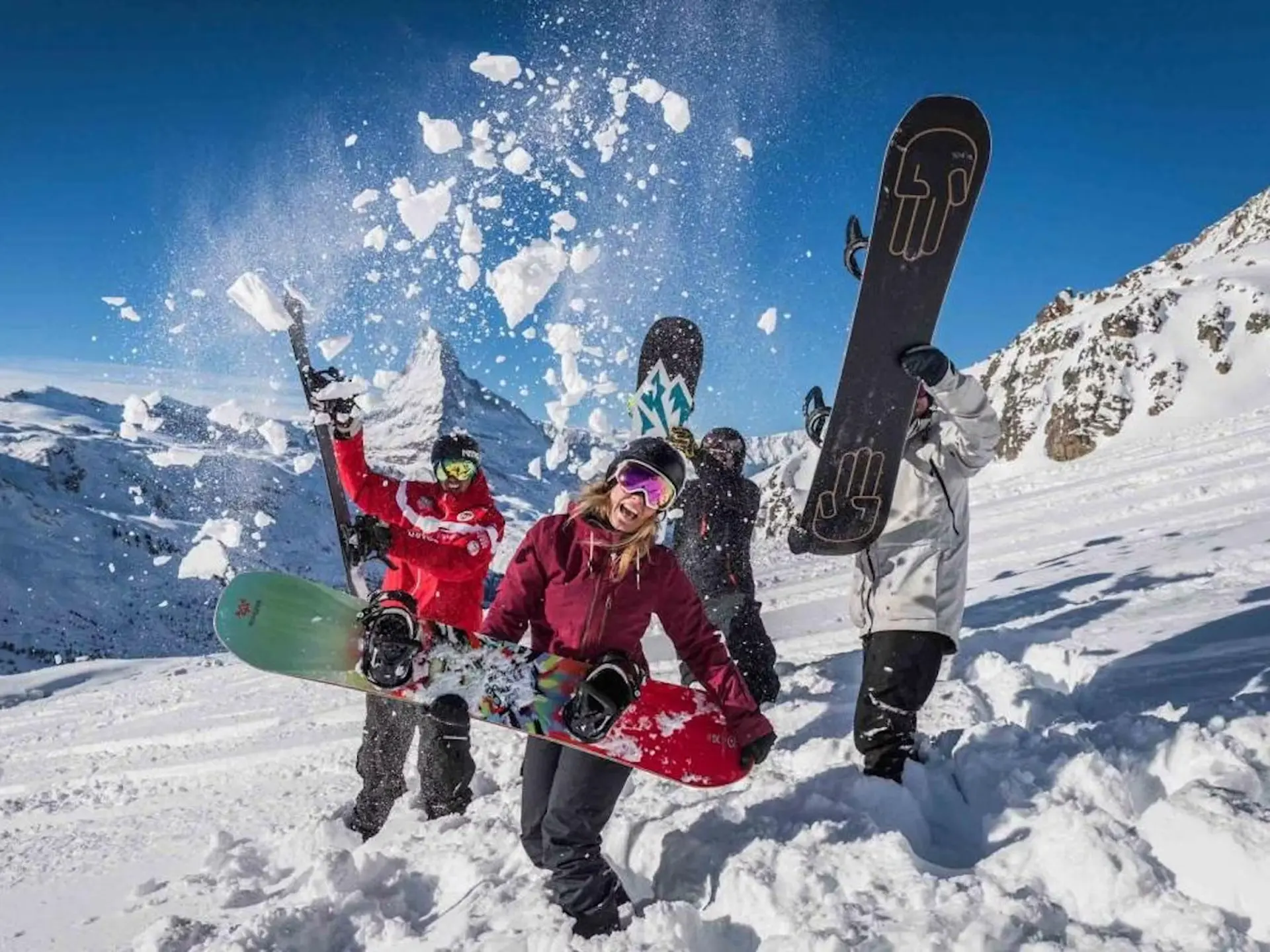 Khu Trượt Tuyết Châu Âu – Top 7 Điểm Ski Mùa Đông Đẹp Nhất 2025