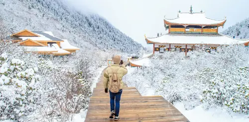 Top điểm du lịch Trung Quốc Tết 2026 không thể bỏ lỡ - Từ Bắc Kinh cổ kính đến Cáp Nhĩ Tân tuyết trắng